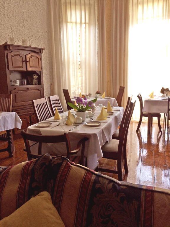 Tara Hall Accommodation Dun Laoghaire Zimmer foto
